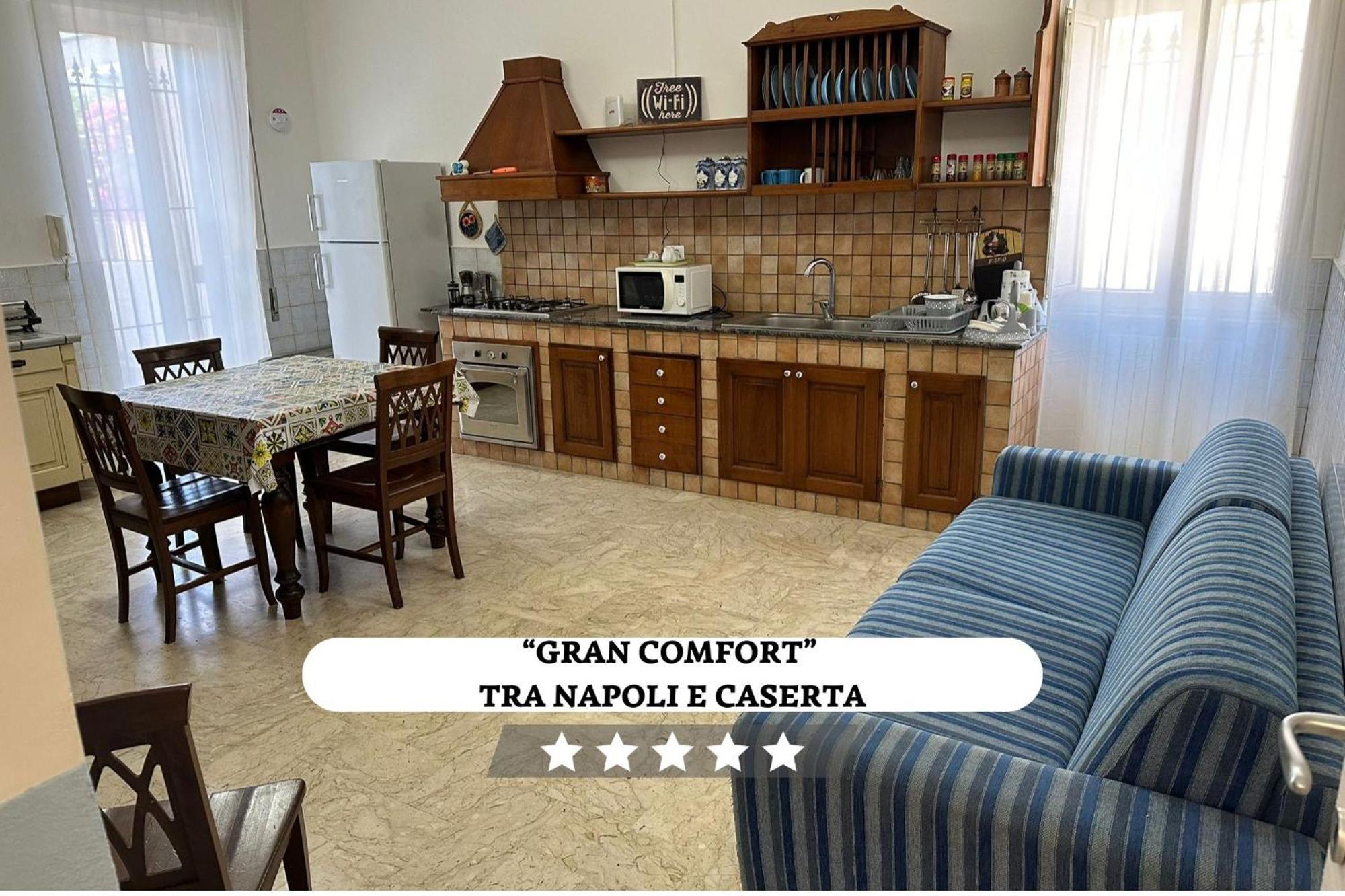 Grancomfort Tra Napoli E Caserta Castel Volturno Eksteriør billede